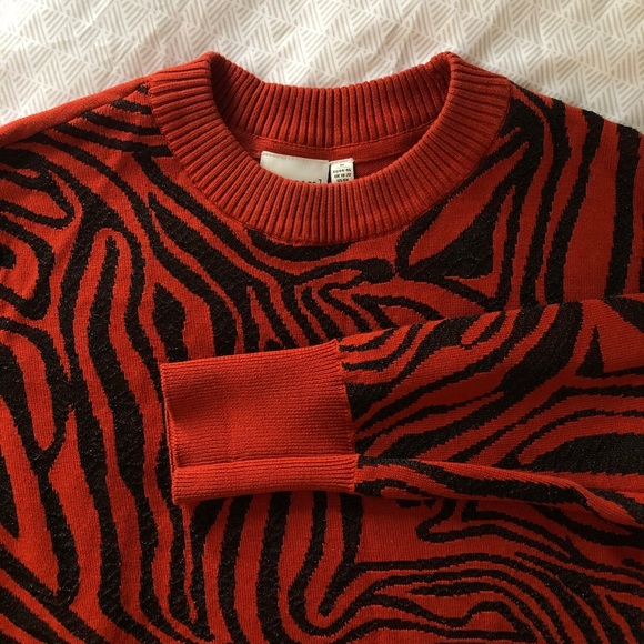 Junarose Plus animal print sweater - red/black - Picture 10 of 13